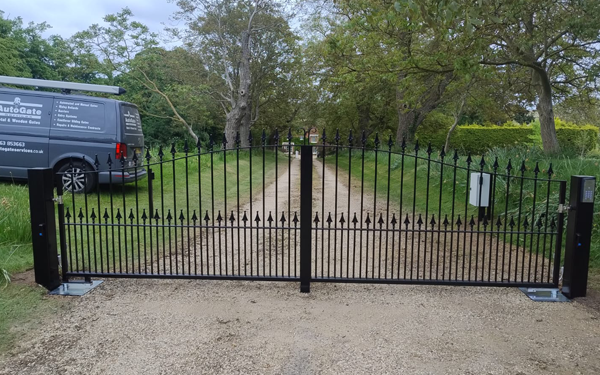 Barkway style swing gates 1