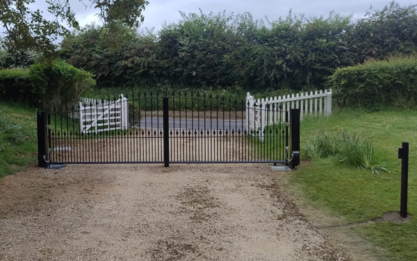 Barkway style swing gates 2