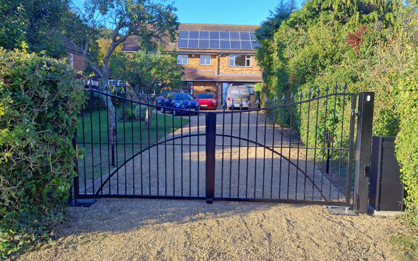Wicken metal swing gates 1